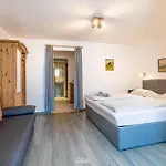 Apartament Haus Helga *